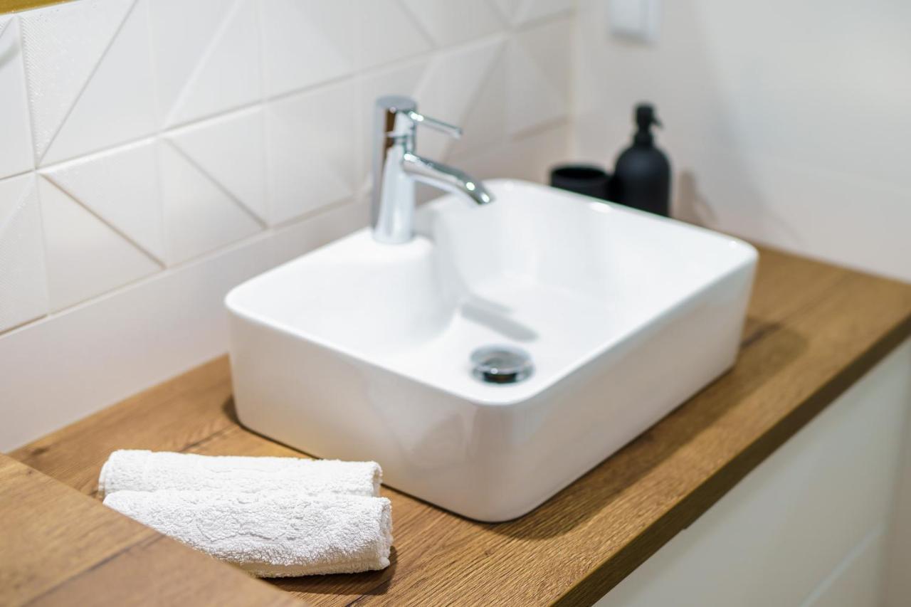 קולובז'ג Apartamenty Adyl Platany מראה חיצוני תמונה