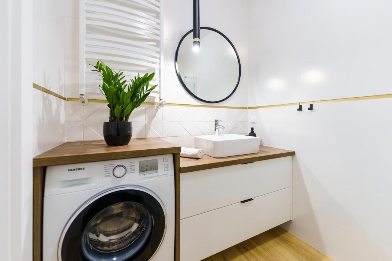 קולובז'ג Apartamenty Adyl Platany מראה חיצוני תמונה