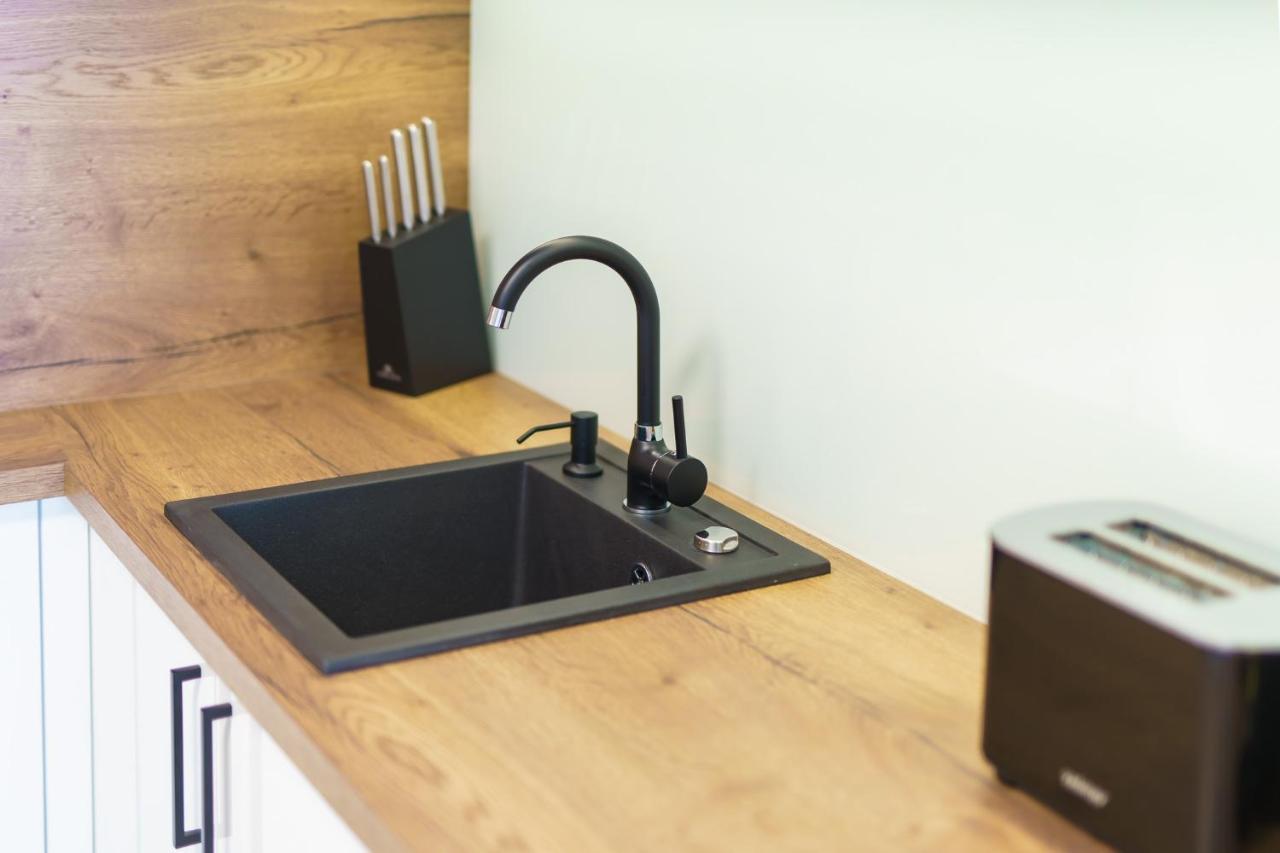 קולובז'ג Apartamenty Adyl Platany מראה חיצוני תמונה